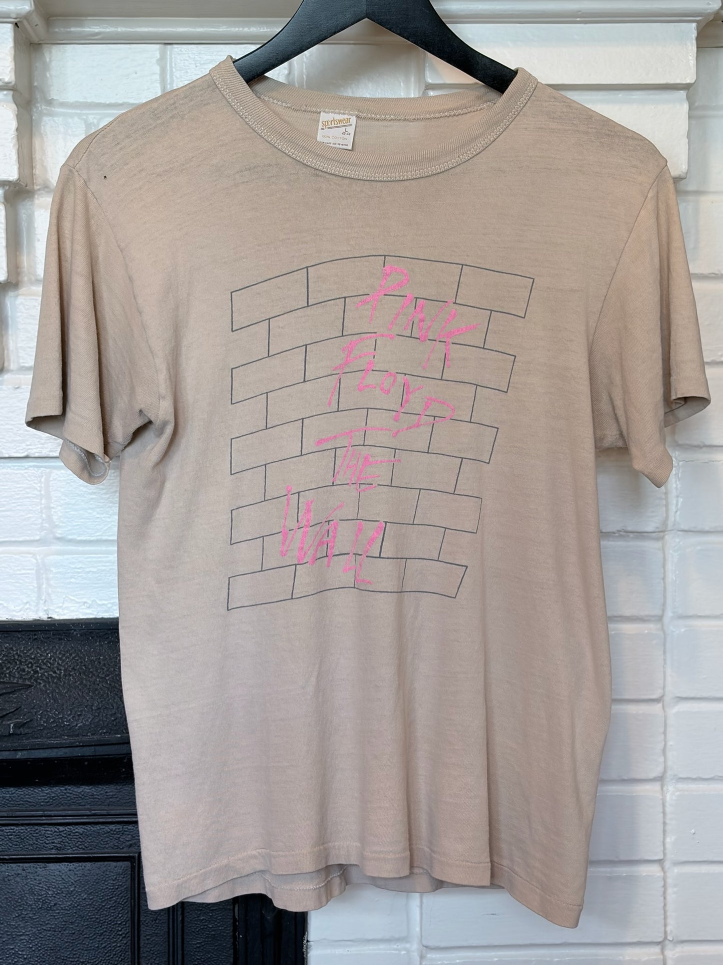 Vintage 1970s Pink Floyd The Wall Tee Size M